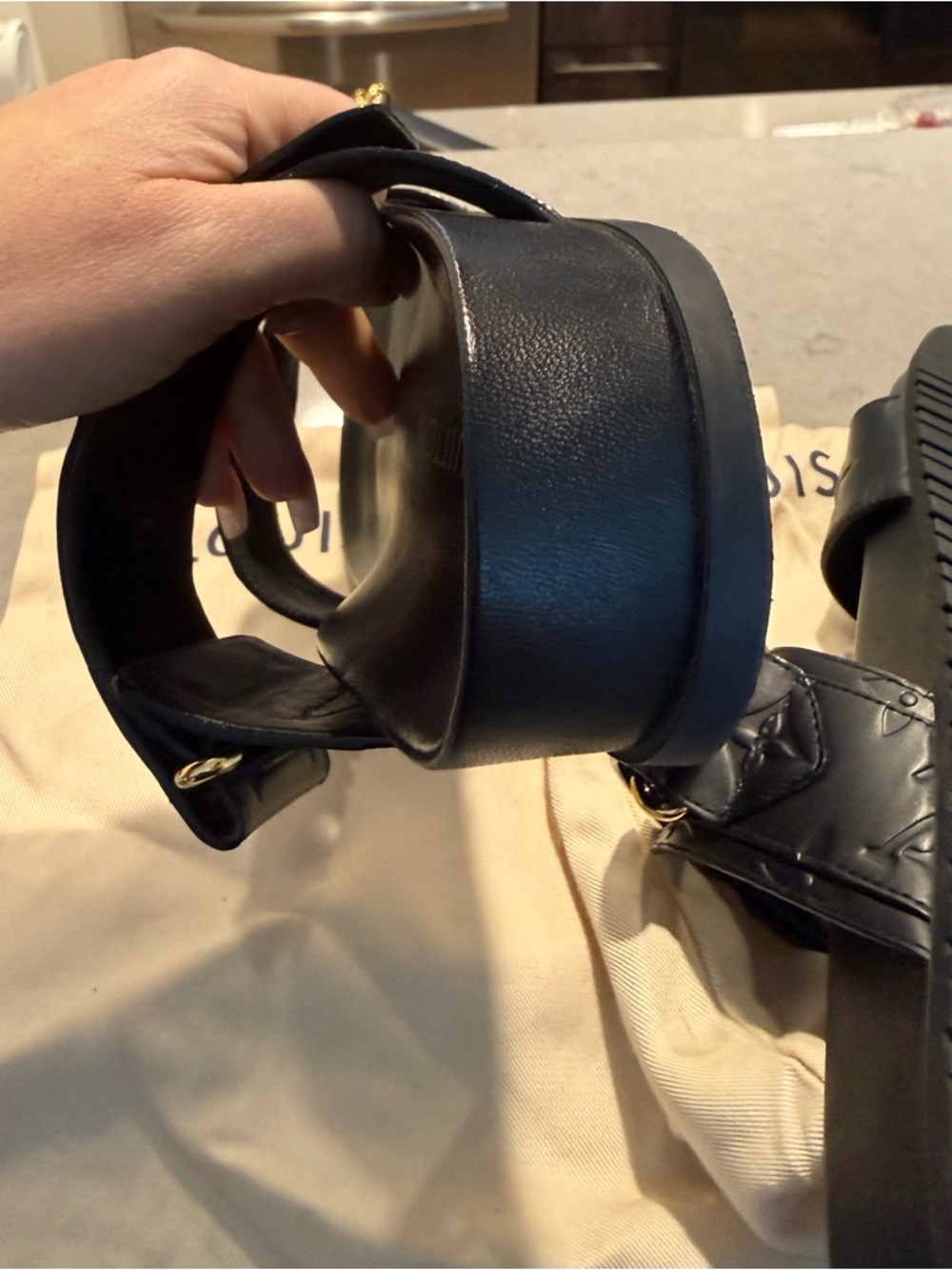 Bom Dia Flat Comfort Mule Black EU 38.5 Louis Vuitton LV - Picture 7 of 15